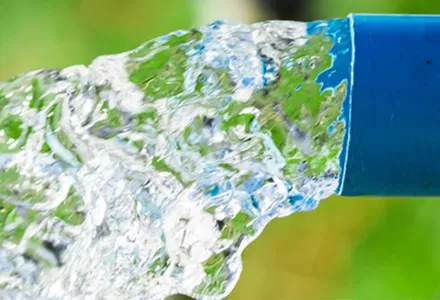 Aumentare i sistemi di purificazione dell'acqua con la tecnologia della pompa destra